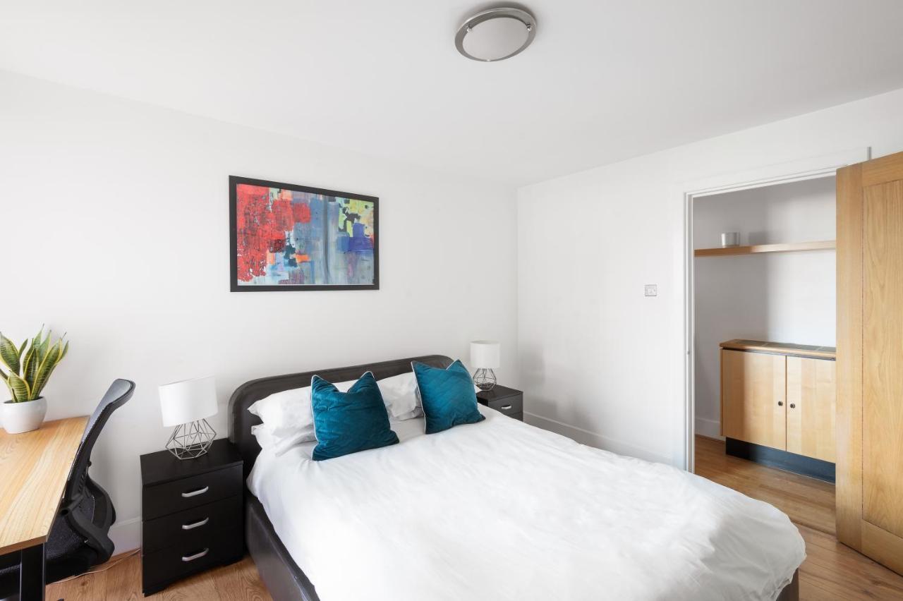 Riverside Balcony Apartments, 10 Minutes From Oxford Circus Appartement