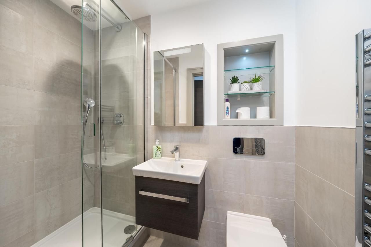 Modern City - Victoria Line Appartement Londen