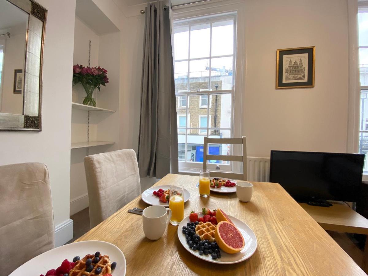 Stylish Maisonette And In Victoria Lägenhet London