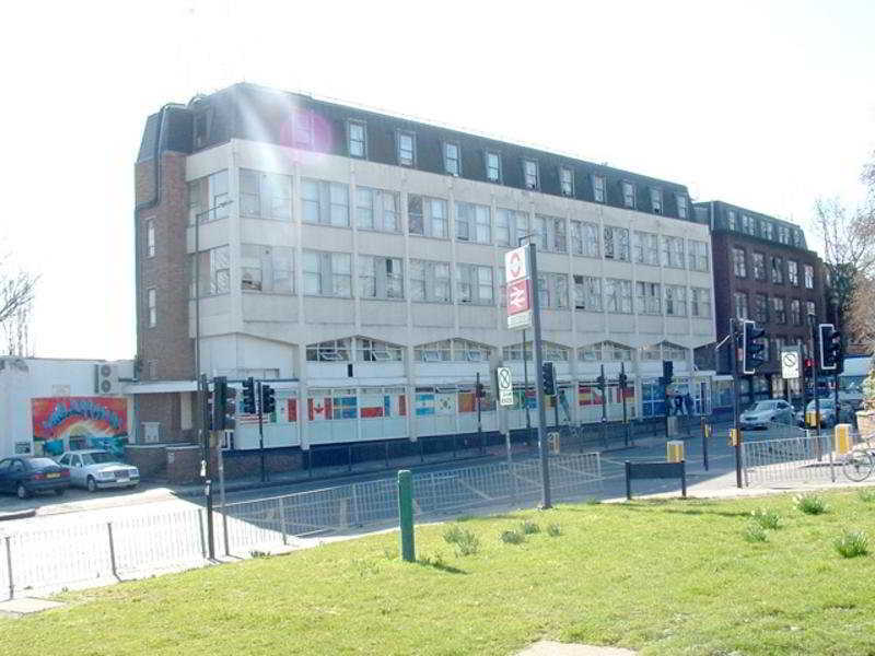 Vandrerhjem Kensal Backpackers *