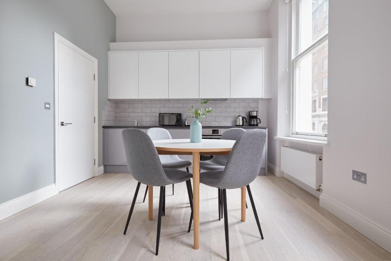 1vh Virginia House, 31 Bloomsbury Way By Living London