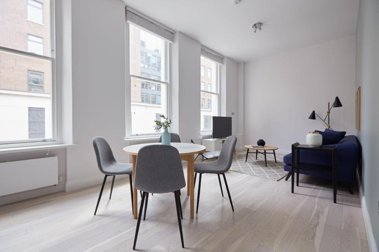 1vh Virginia House, 31 Bloomsbury Way By Living Ferienhaus