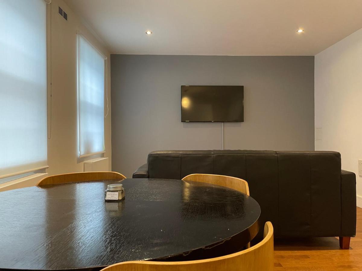 Fabulous One Bedroom Apartment Soho Londen