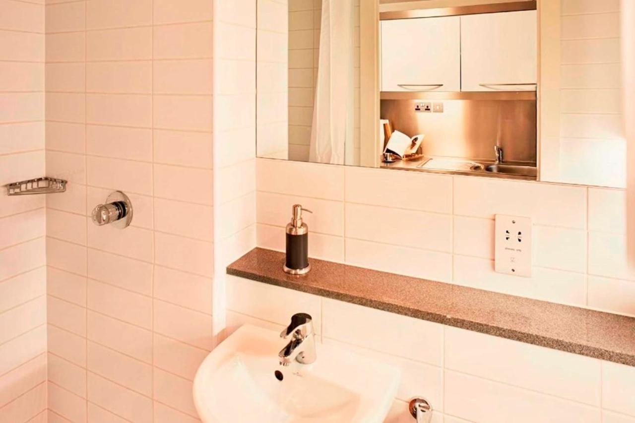 Premium And At Chapter Portobello In Apartment