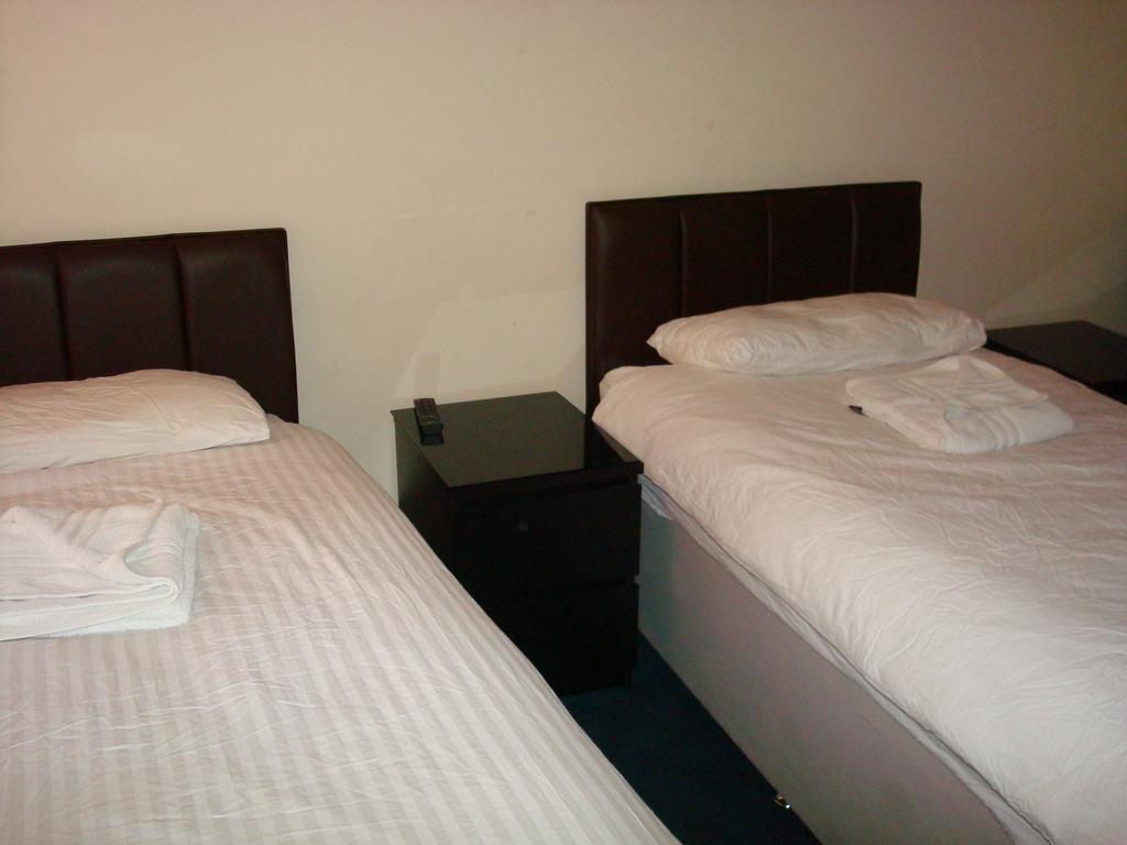 Forest Gate - Free Parking Limited Spaces Herberg 2*