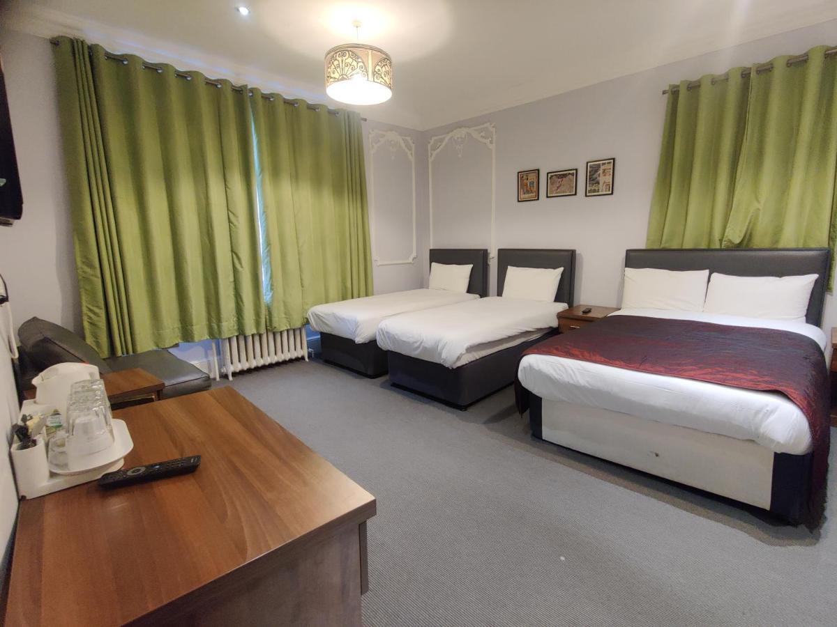 Hotel Chelsea House - 2*