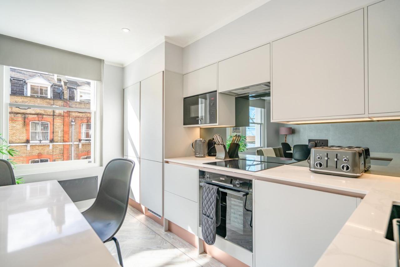 Appartement Modern & Chic One Bedroom In Fitzrovia By Sojo Londen