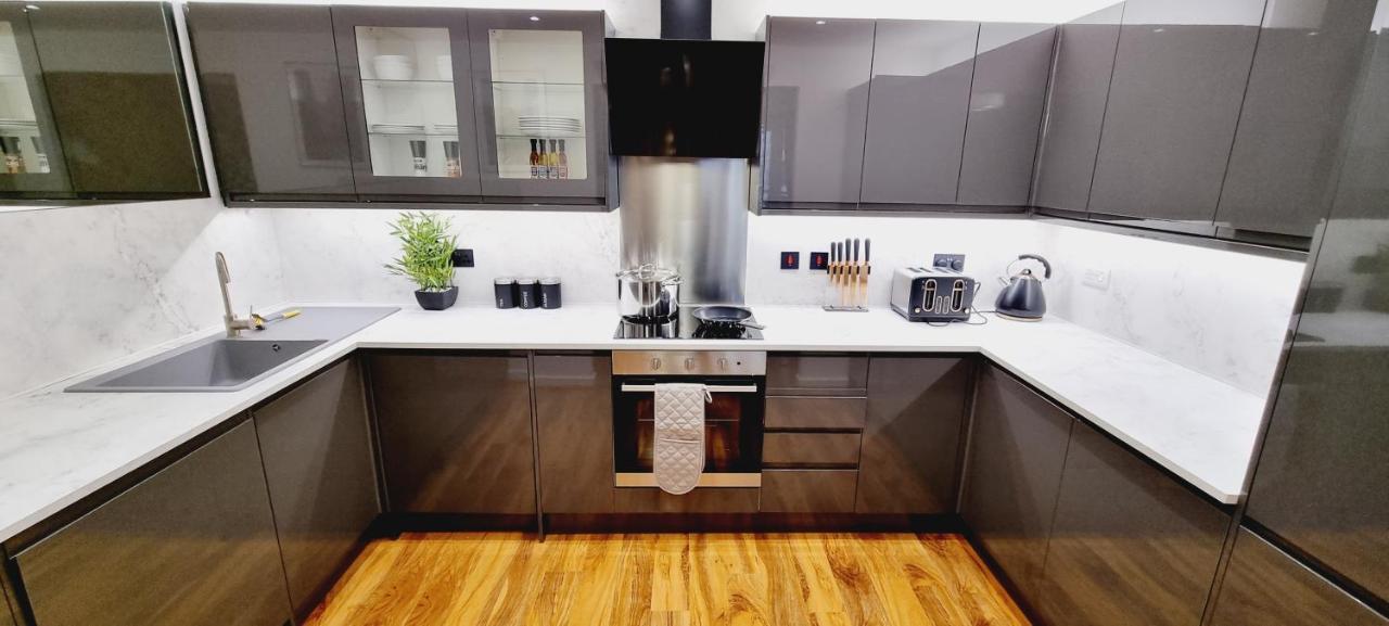 Double King Suite, Canary Wharf Waterfront