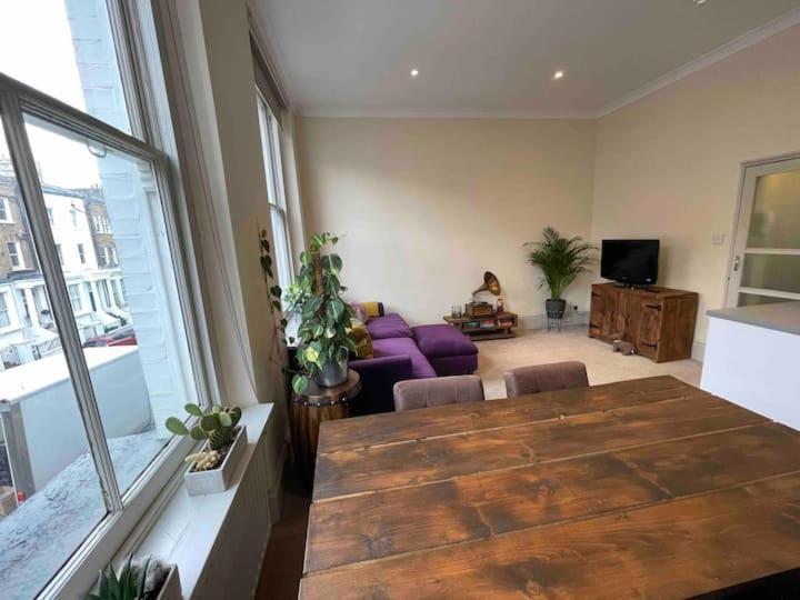 Apartment Spacious & Stylish 1-bed Flat In Primrose Hill