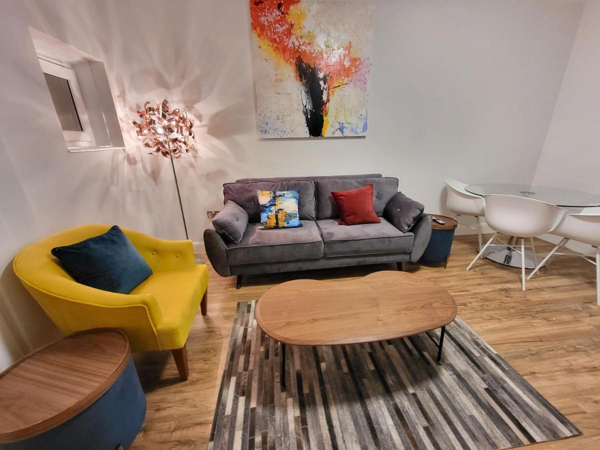 Garland Contemporary London