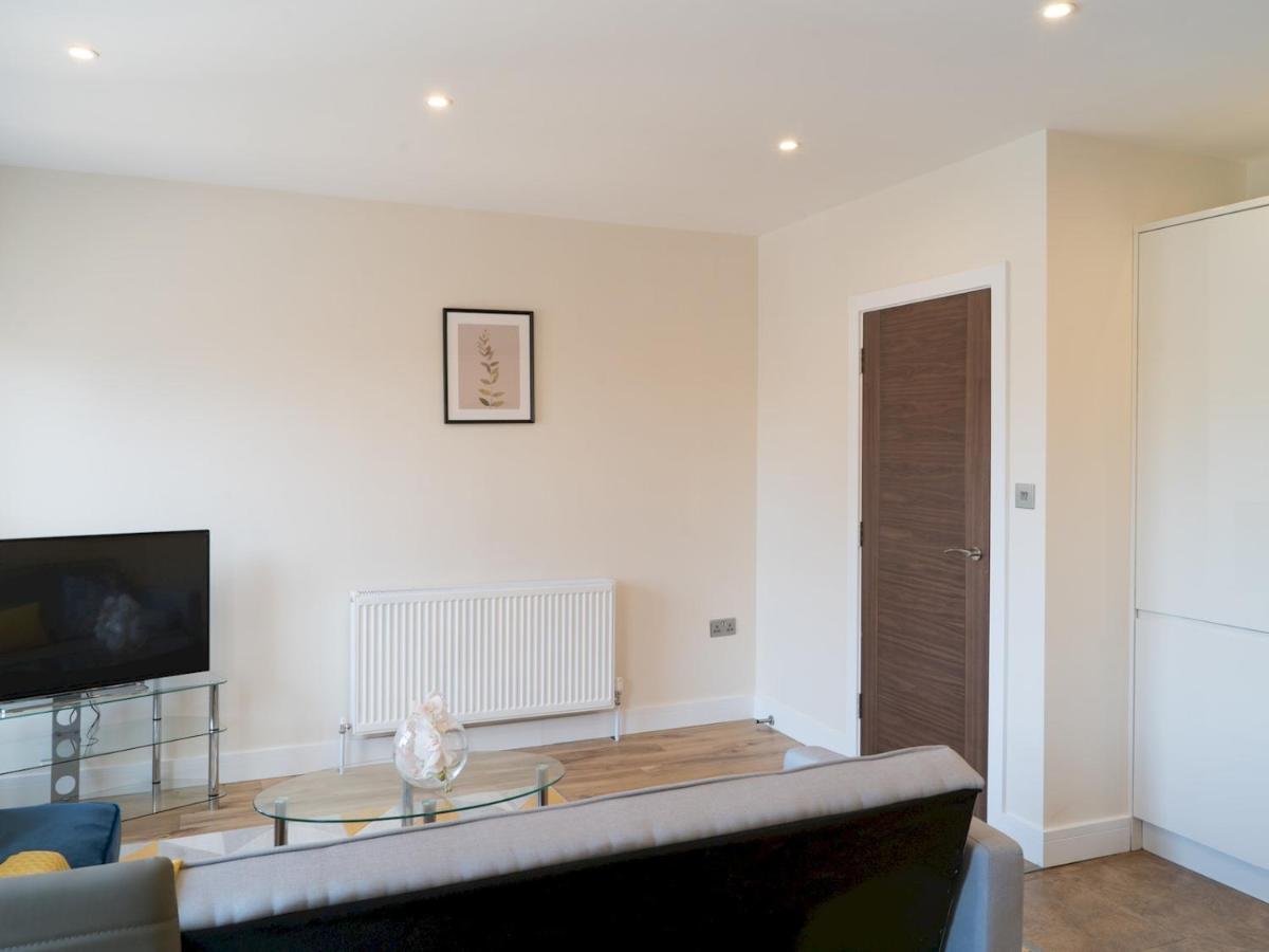 Pass The Keys Renovated Victorian In Ealing