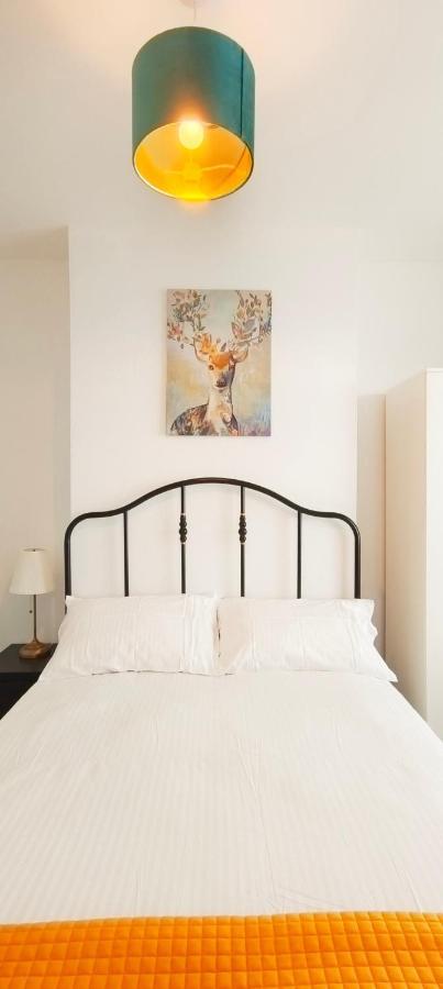 Acacia Flat 189 In Wembley Londres