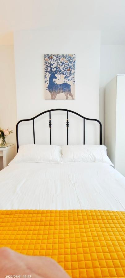 Acacia Flat 189 In Wembley Appartement *