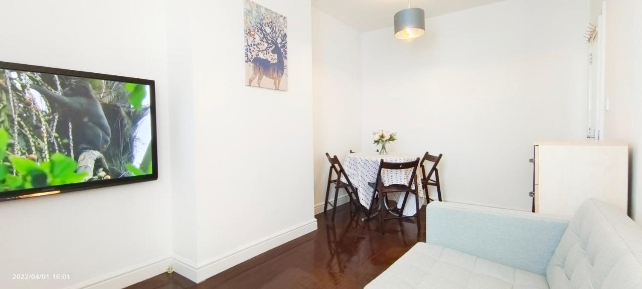 Acacia Flat 189 In Wembley Londres