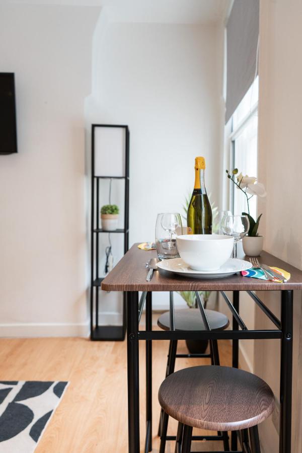 Lägenhet Livestay-fabulous One Bed On Covent Garden