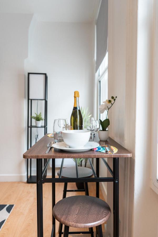 Lägenhet Livestay-fabulous One Bed On Covent Garden *