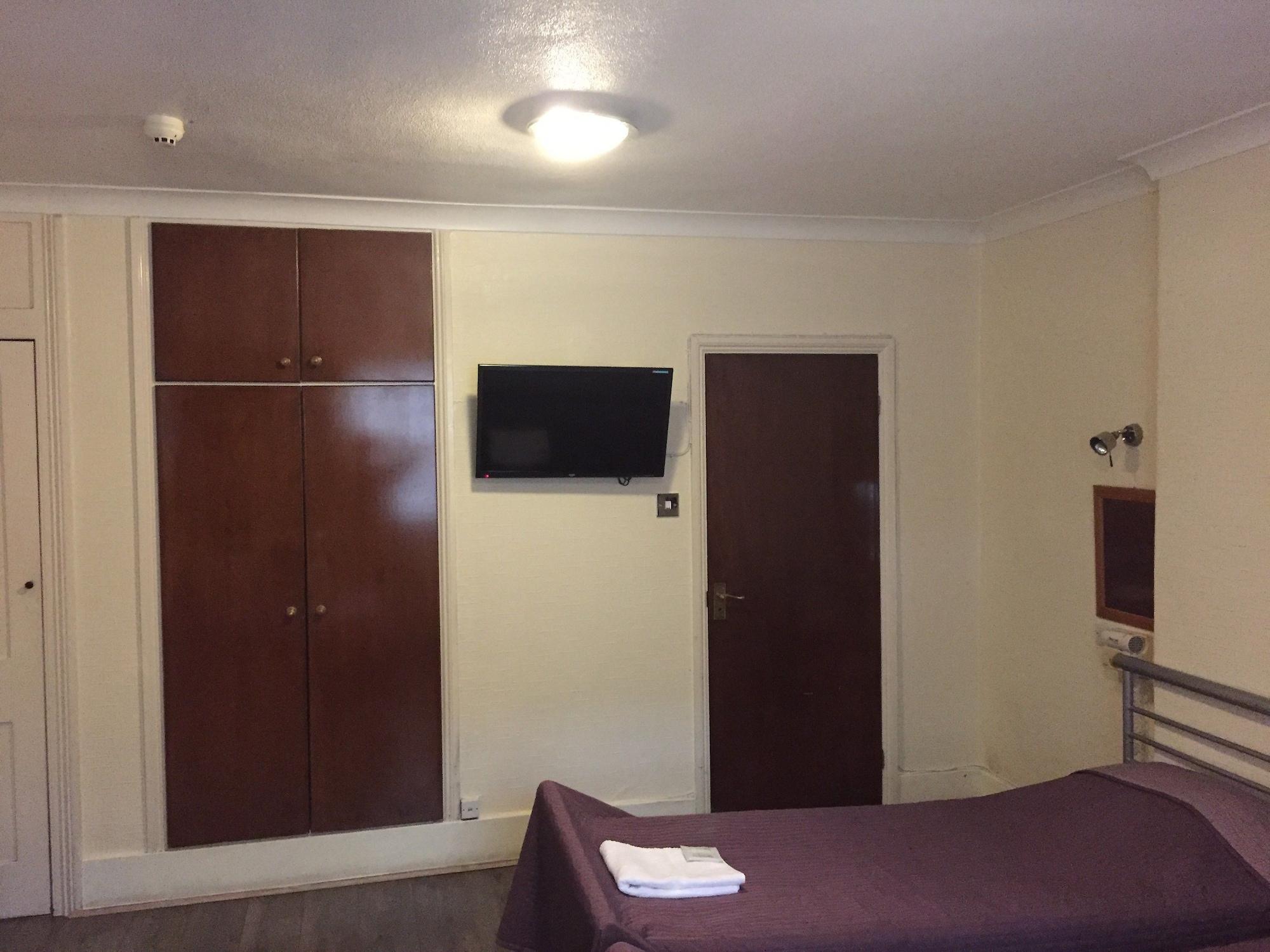 Adare Hotel London