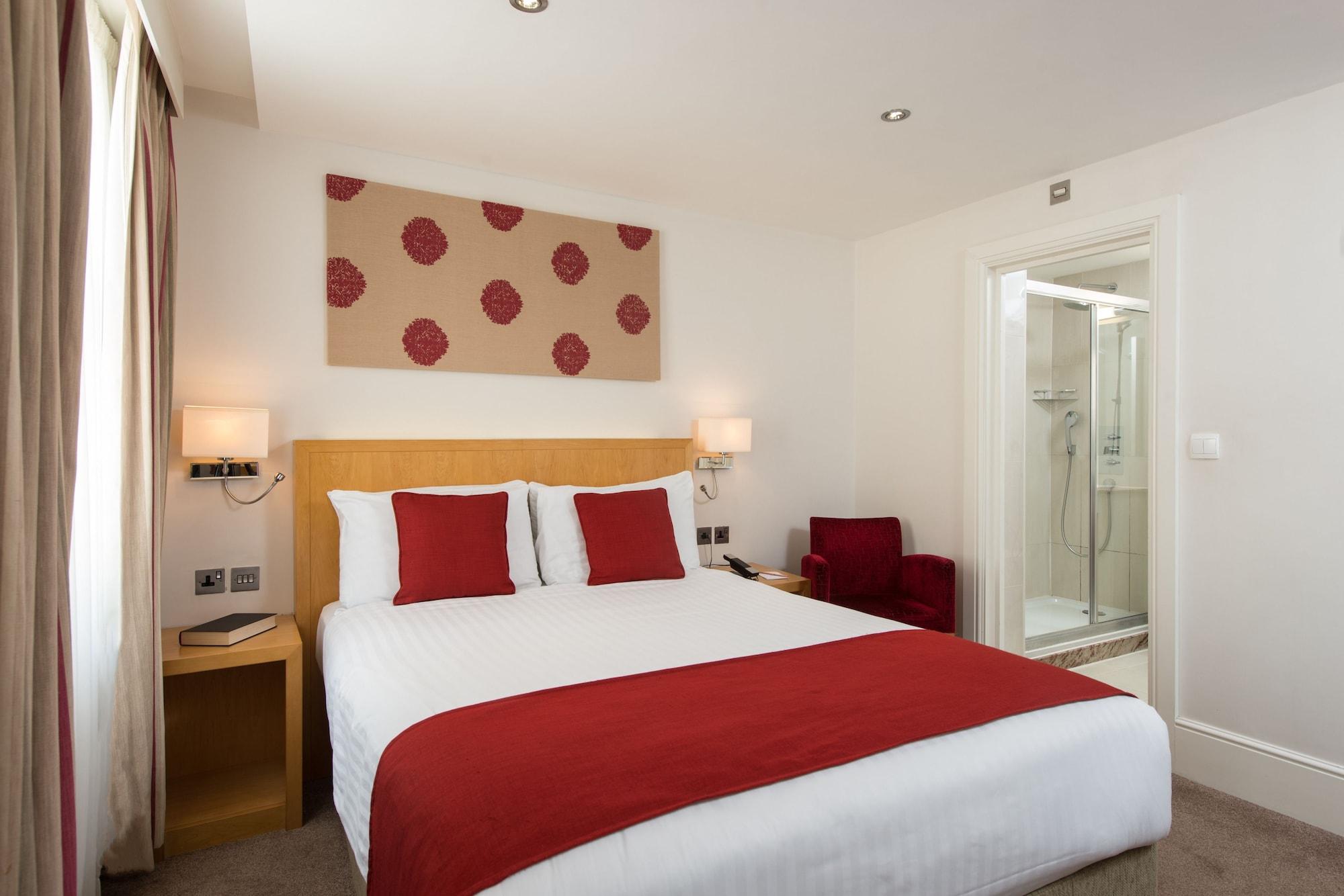 Park International 4*