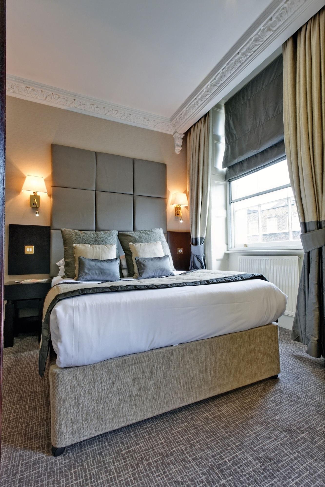 Grange White Hall Hotel London