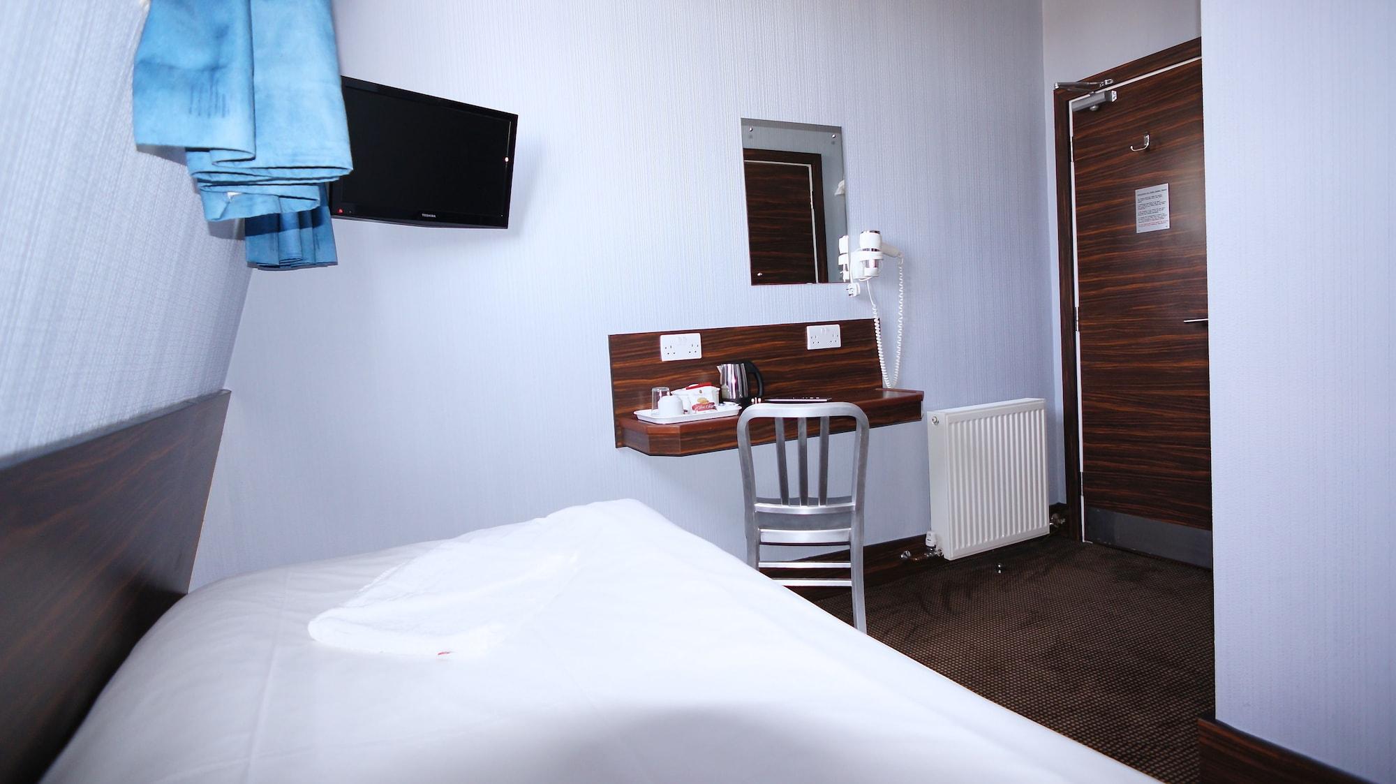 Hotel Crestfield London