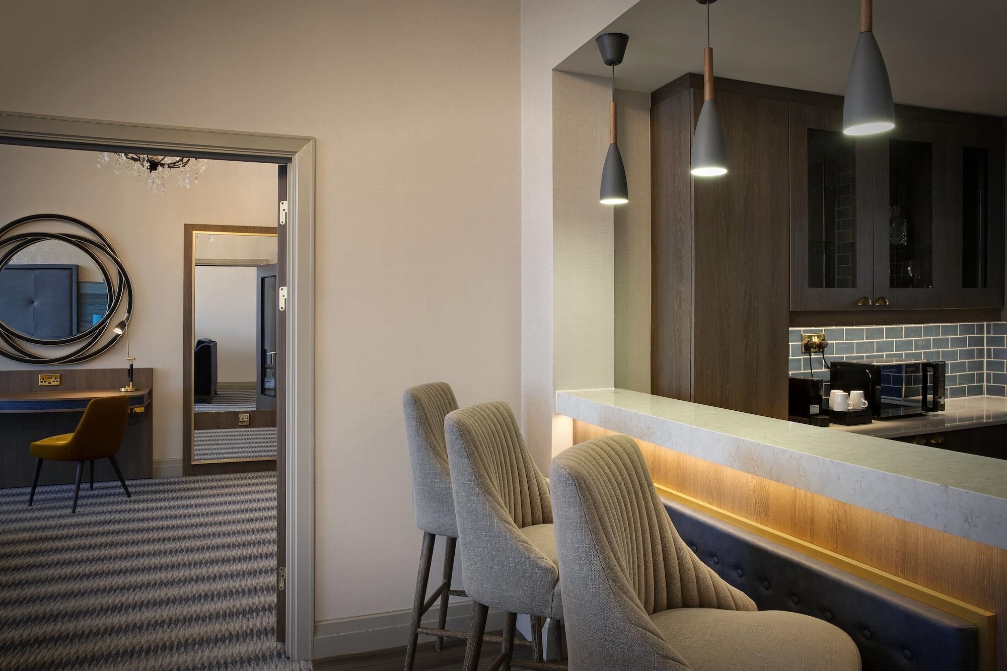 Hotel Leonardo Royal - Tower Of
