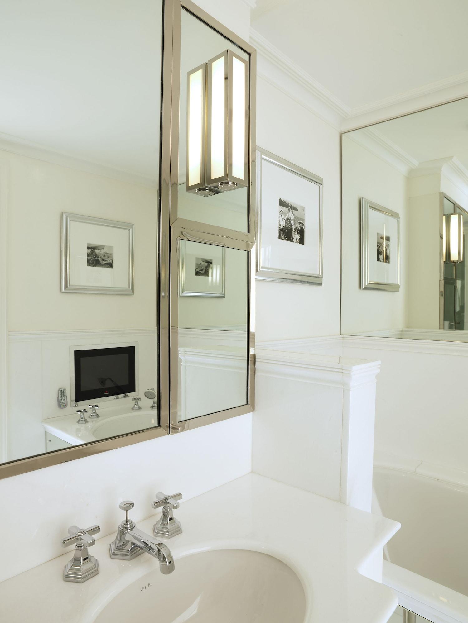 The Connaught, Maybourne Collection Hotell 5*