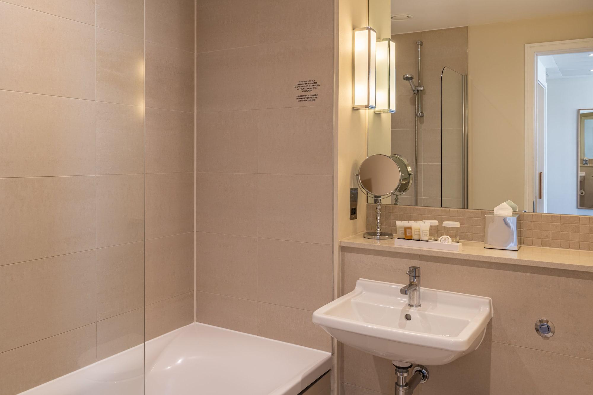 The Resident Kensington Hotel