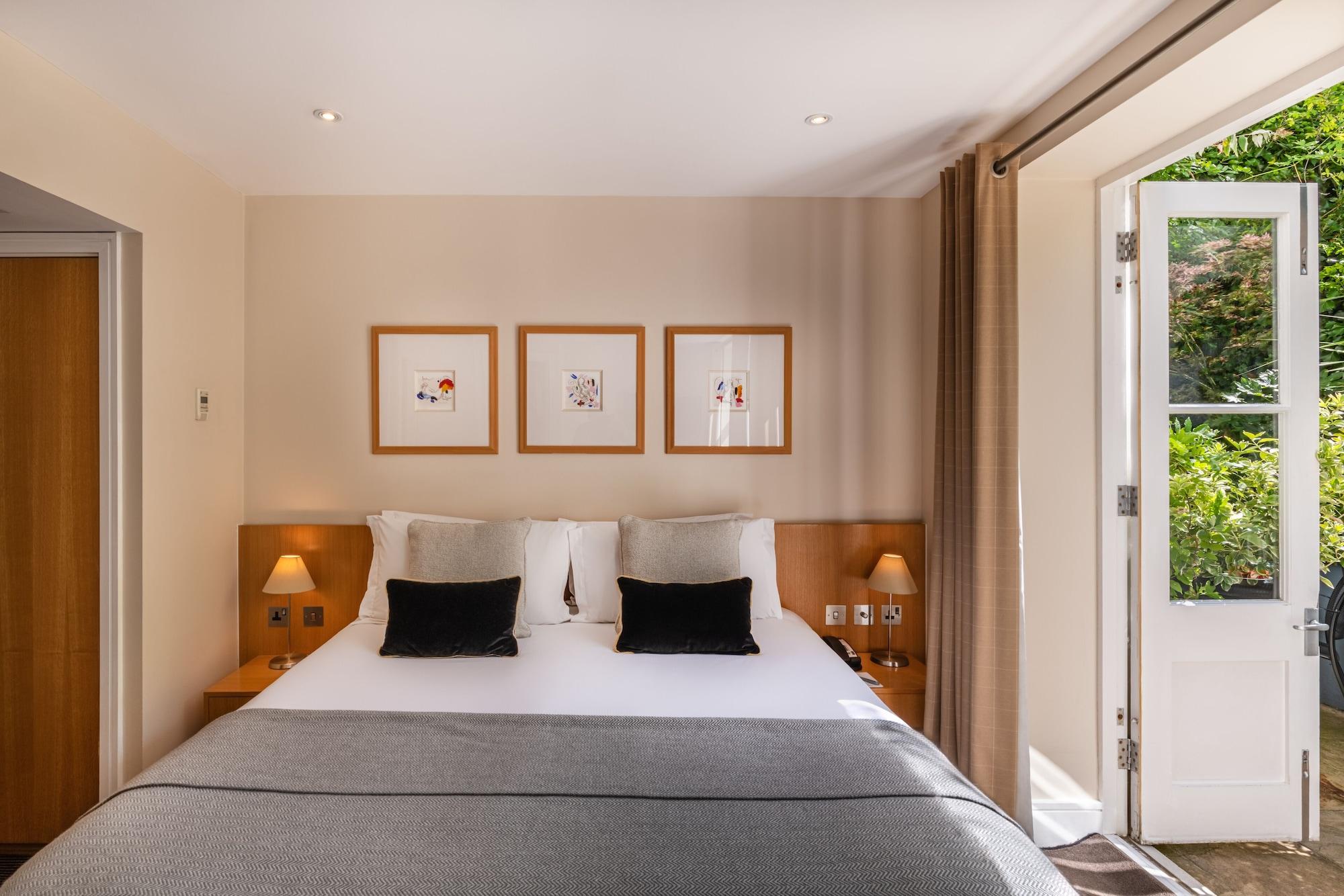 The Resident Kensington 4*
