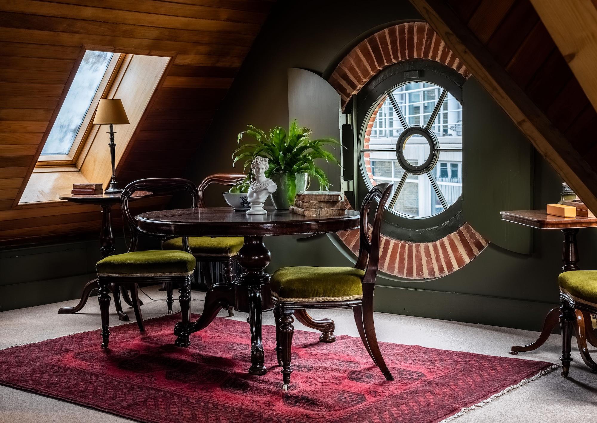 The Rookery 4*