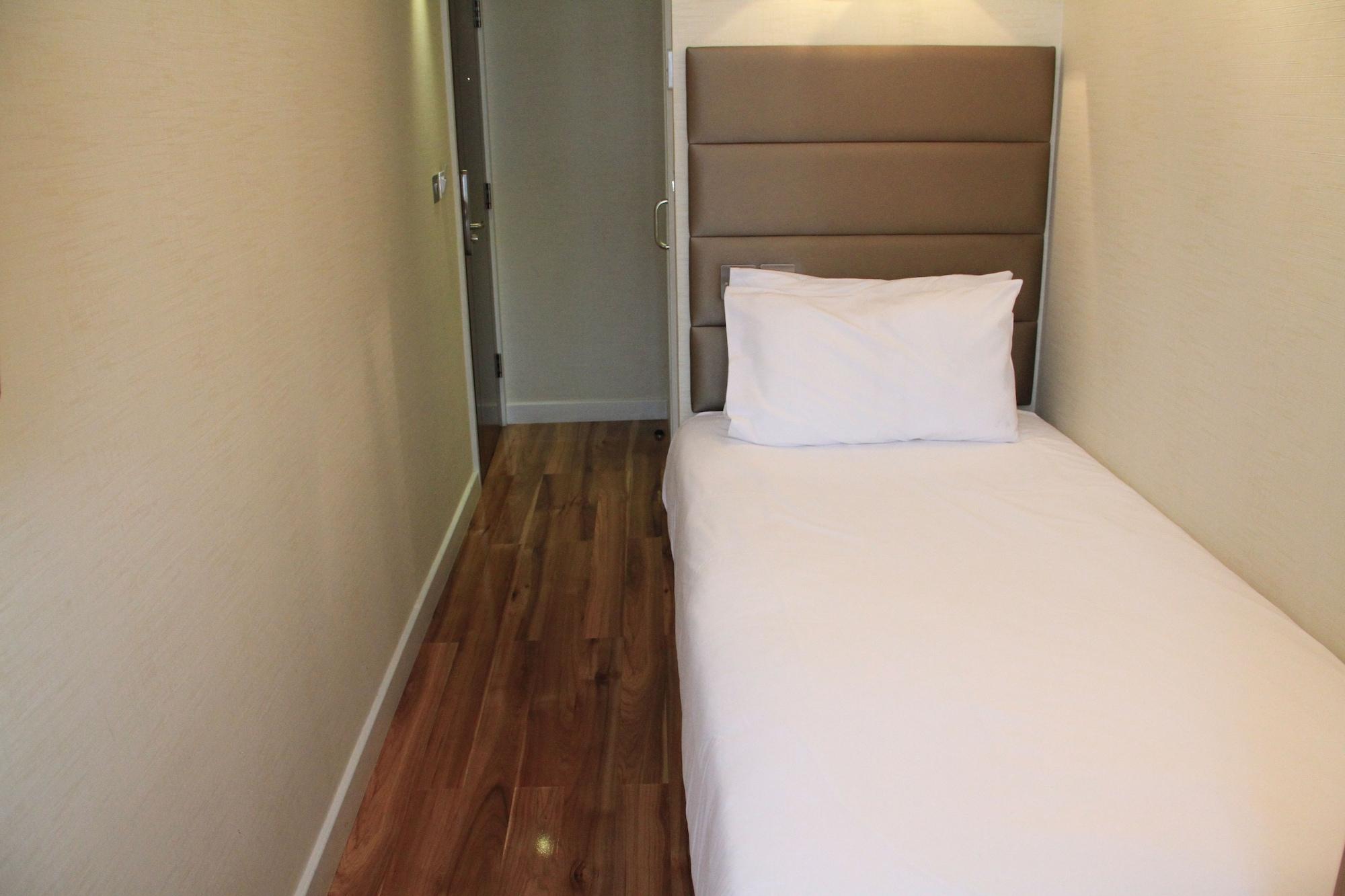 The Jade Hotel