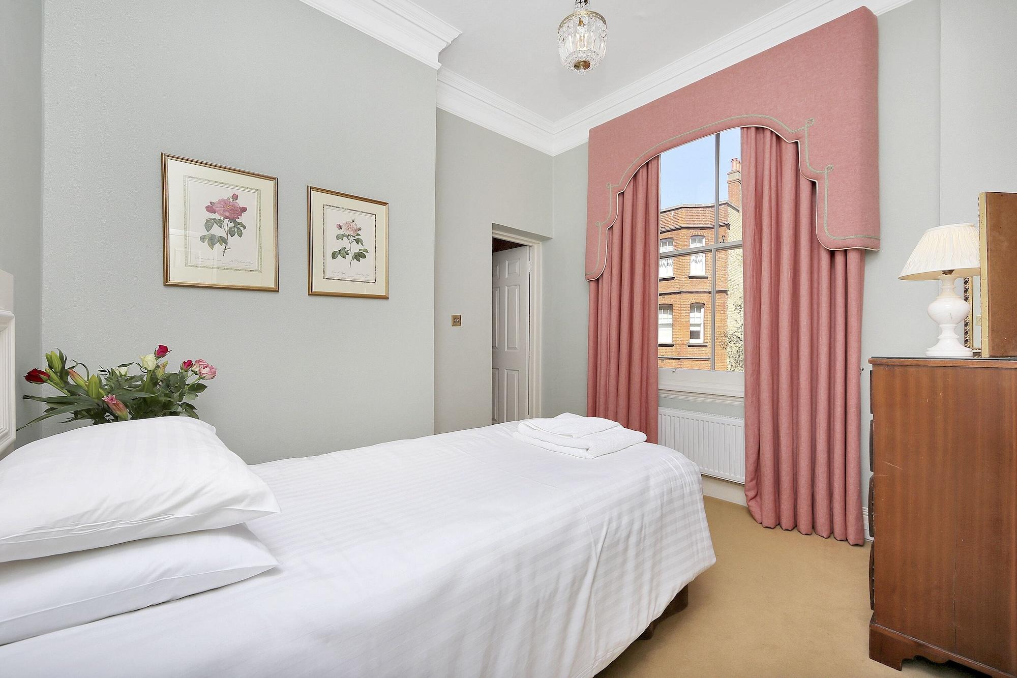 Aparthotel No1 The Mansions By Mansley 4*