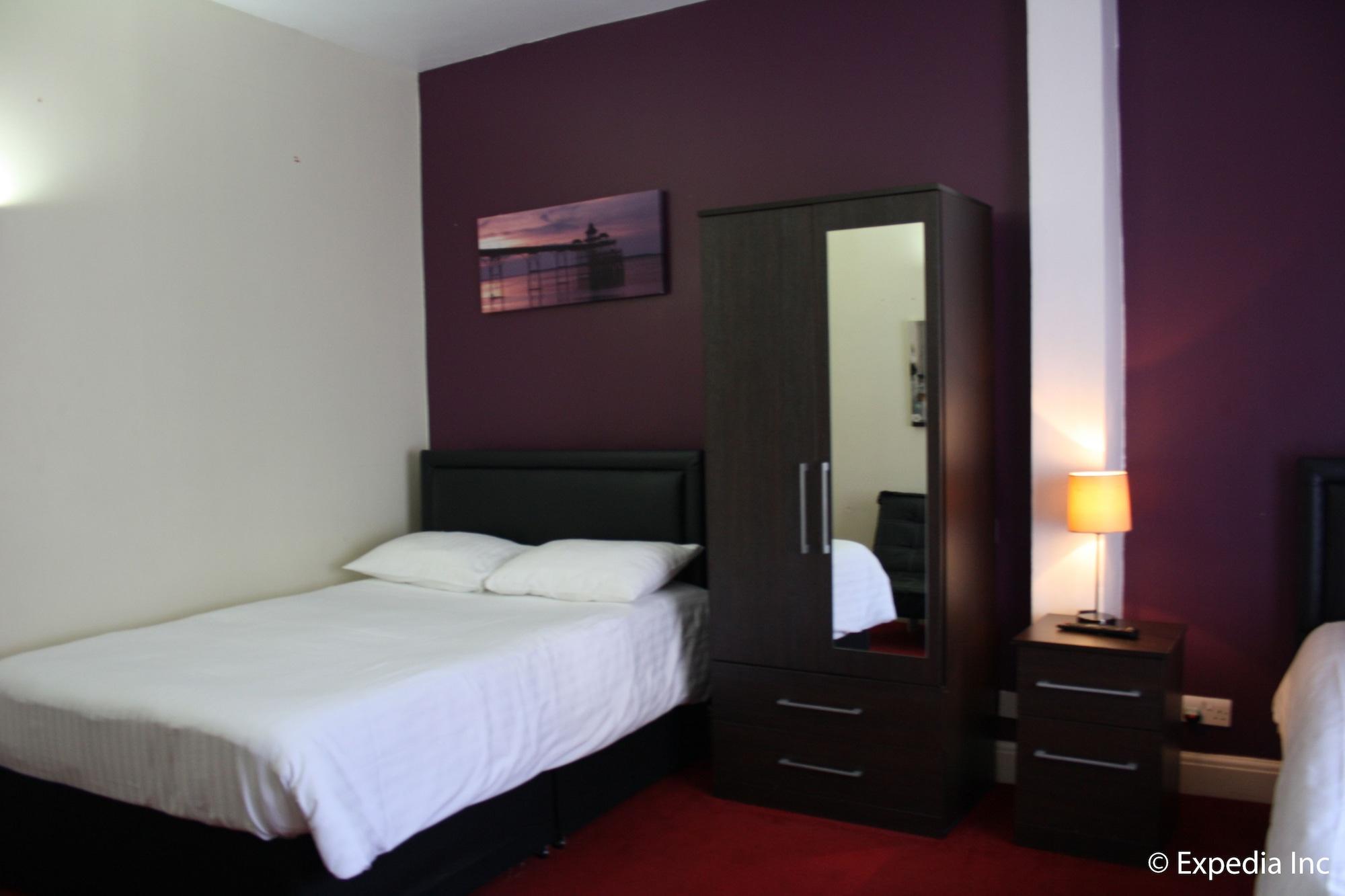 Islington 3*