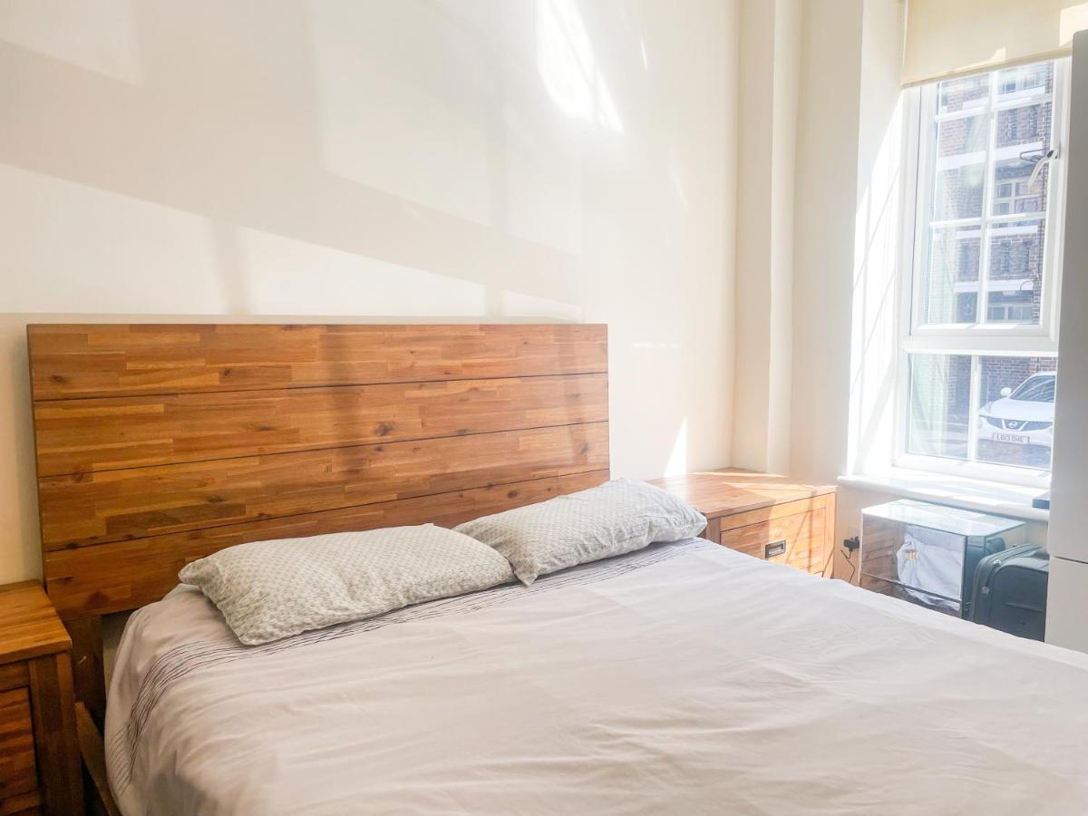 Flat 76 Felbridge House Lägenhet London