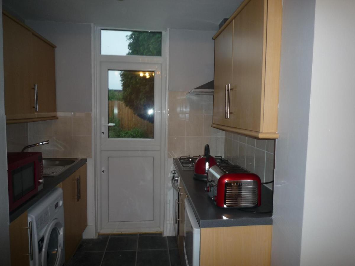 4 Bedroom & 2 Bedroom Appartamento *