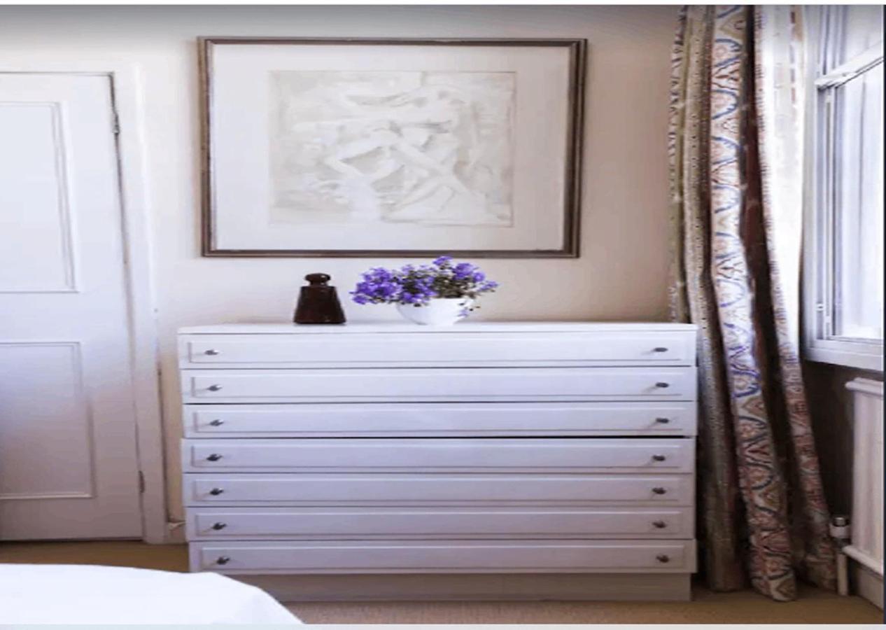 Knightsbridge Early Am Check-in Often Possible -next2 Harrods 3 Bedrooms-2baths London