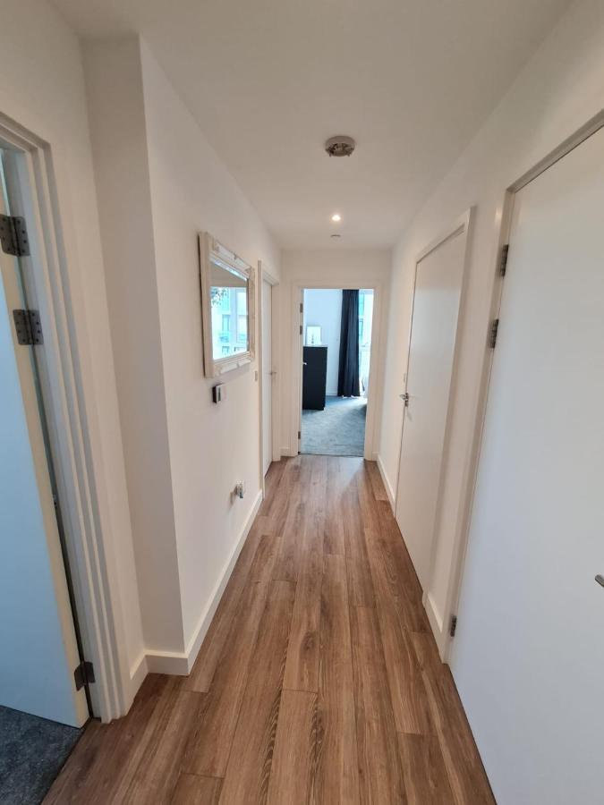 Beautiful 2-bed Flat * Londra