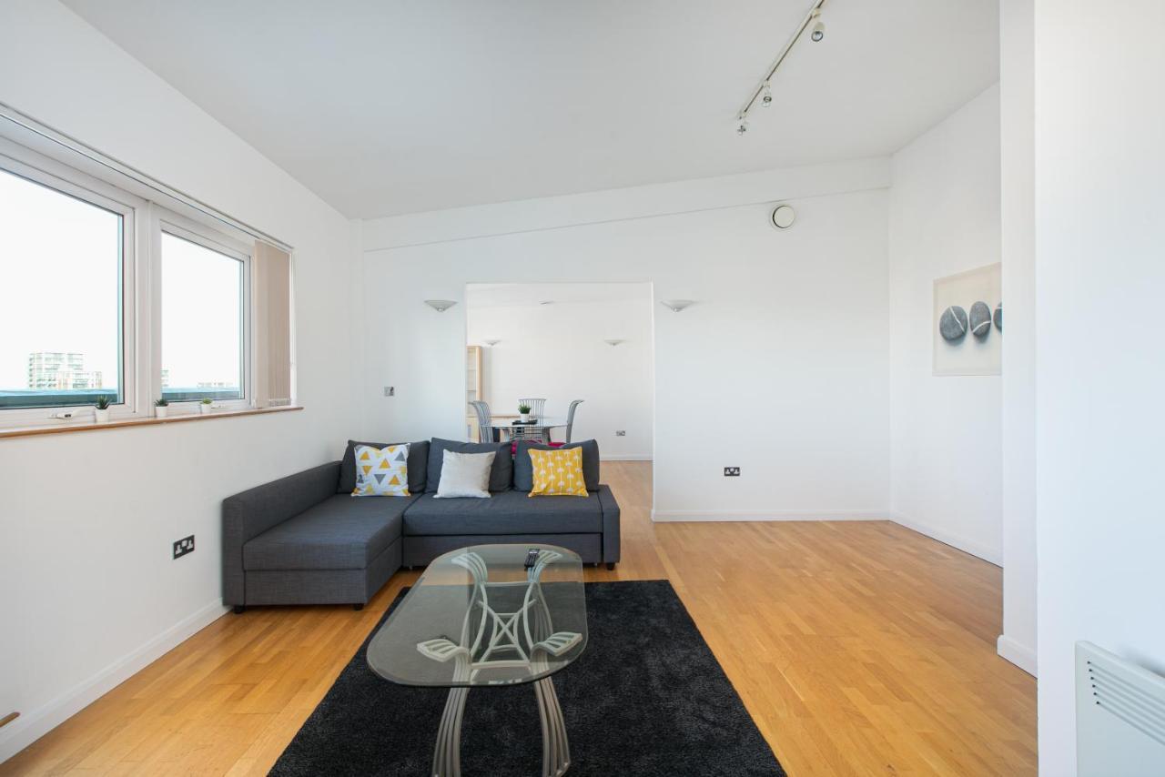 Skyvillion - 3bed Penthouse Near Airport, O2 Arena, Excel Centre With Parking * Londra