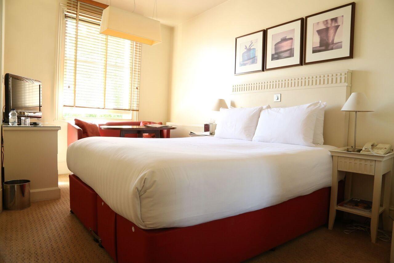 Kensington House 4*