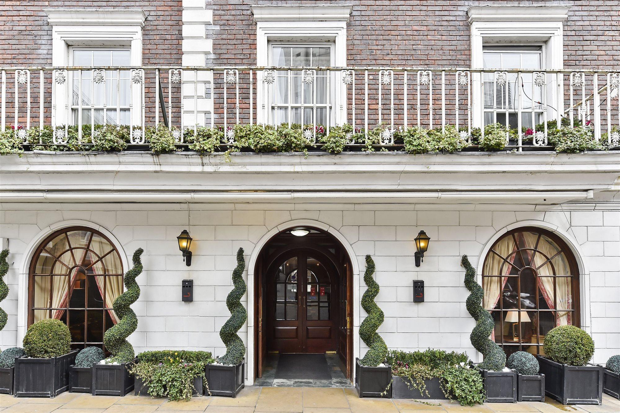 Park Lane Mews Hotel