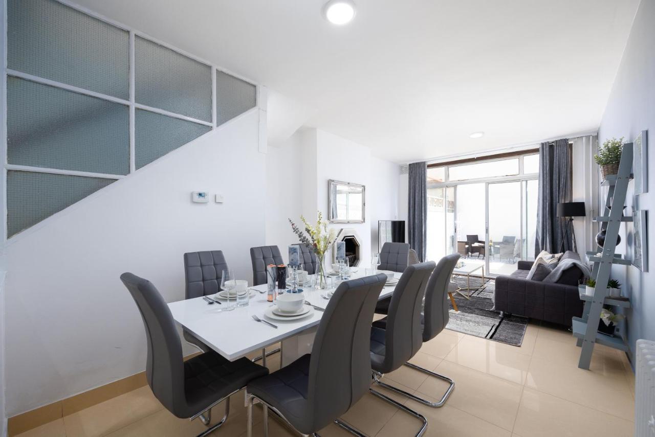 Spacious 4 Bedroom House Next To Kensington Palace Leilighet