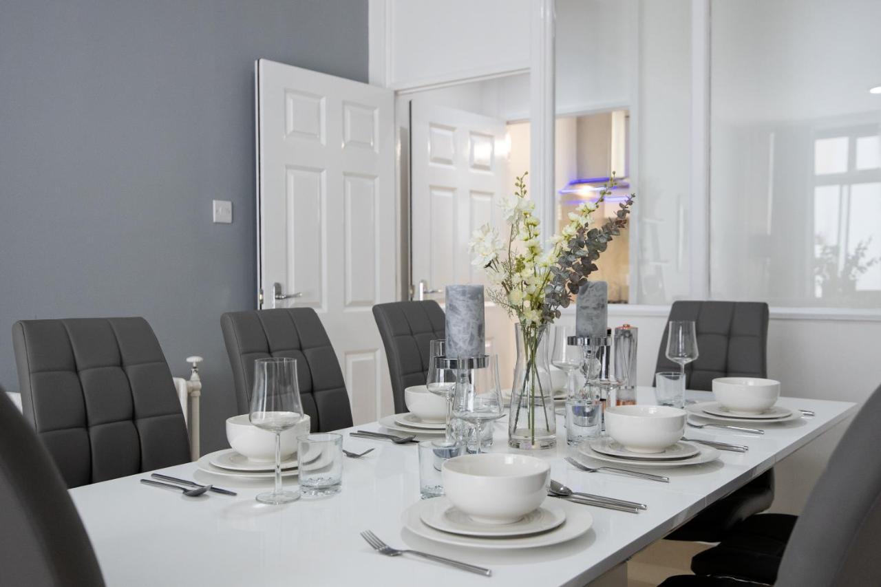 Spacious 4 Bedroom House Next To Kensington Palace Leilighet *