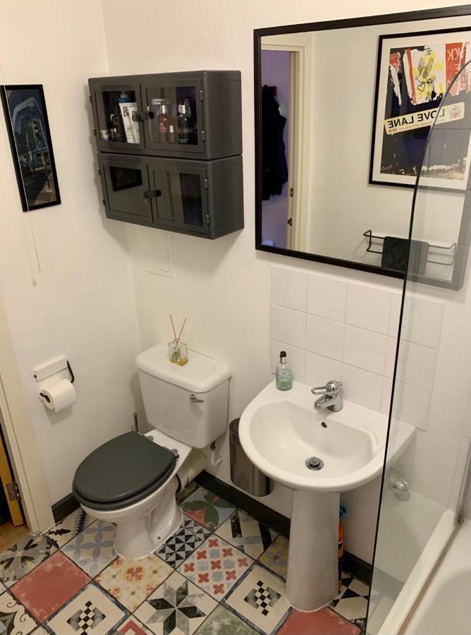 Guestready - Chic Central London Warehouse-Feel Flat Apartment London