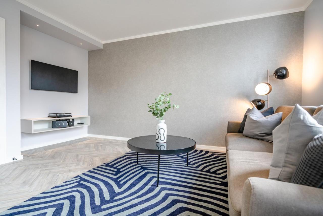 Modern & Chic One Bedroom In Fitzrovia By Sojo *
