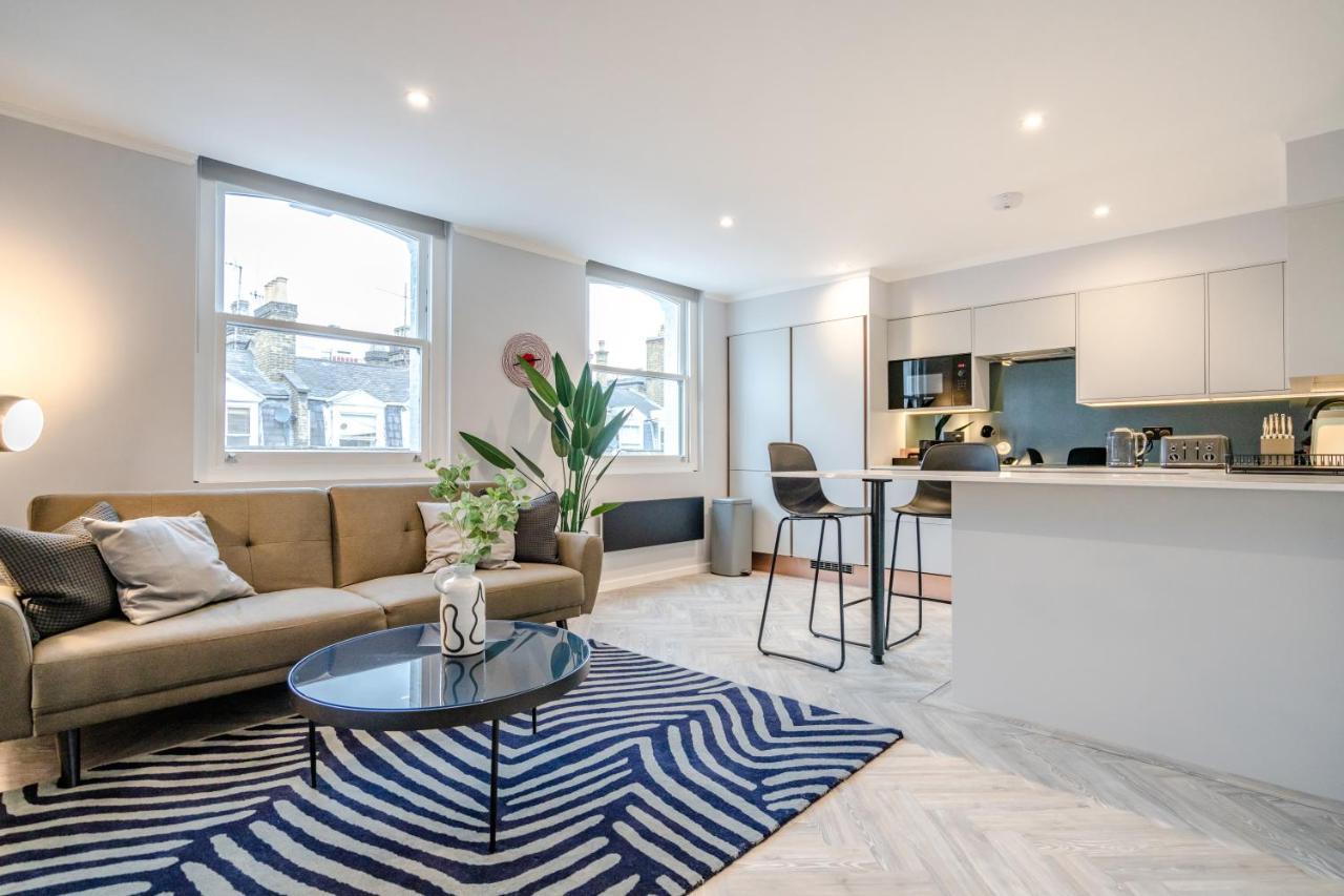 Modern & Chic One Bedroom In Fitzrovia By Sojo *