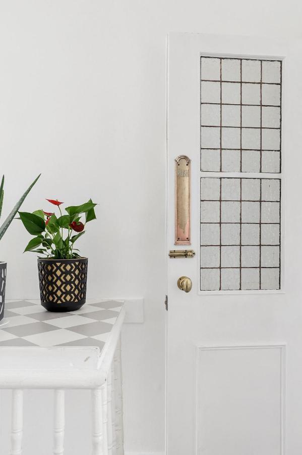 Stunning Victorian Property Near Canary Wharf! Londen