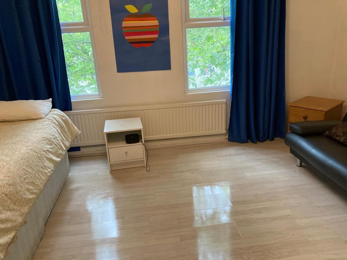 Renovated 4 Bed Flat In Islington *