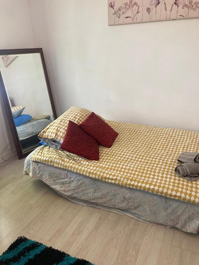 Renovated 4 Bed Flat In Islington London
