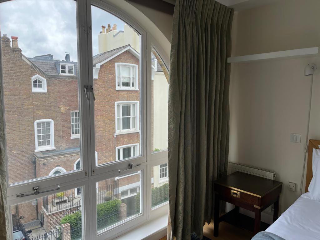 Serene Townhouse With Parking Hébergement de vacances *