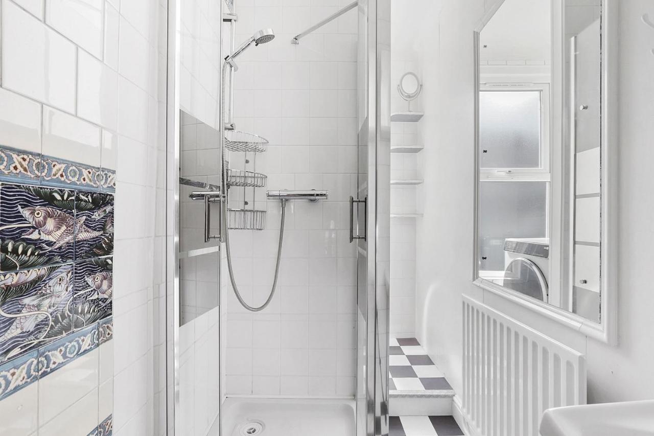 Stunning Victorian Property Near Canary Wharf! * Londen