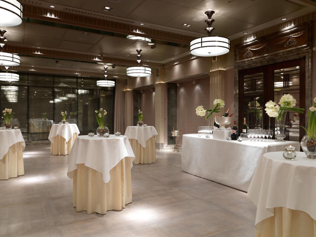 The Connaught, Maybourne Collection Hotell 5*